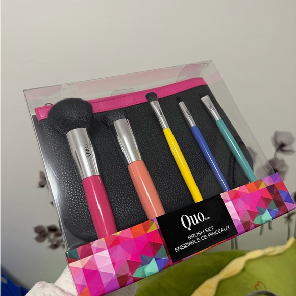 Quo Colorful Brush Set - Picture 3 of 3